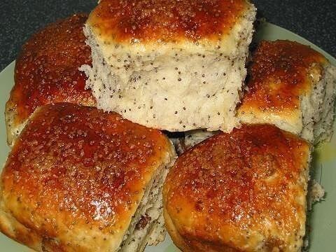 Булочки с маком. 5 вкусных рецептов маковых булочек из дрожжевого и бездрожжевого теста