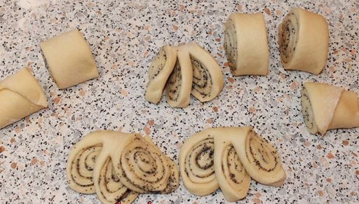 Булочки с маком. 5 вкусных рецептов маковых булочек из дрожжевого и бездрожжевого теста