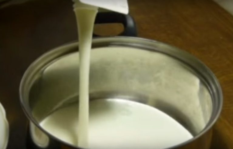 Манник на кефире – лучшие рецепты очень вкусного воздушного пирога