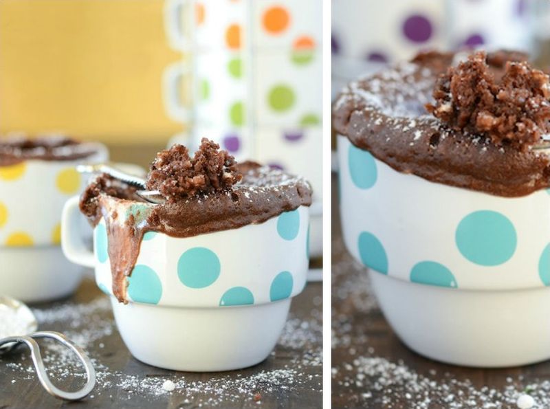 6 рецептов вкуснейших десертов, которые готовятся в чашке