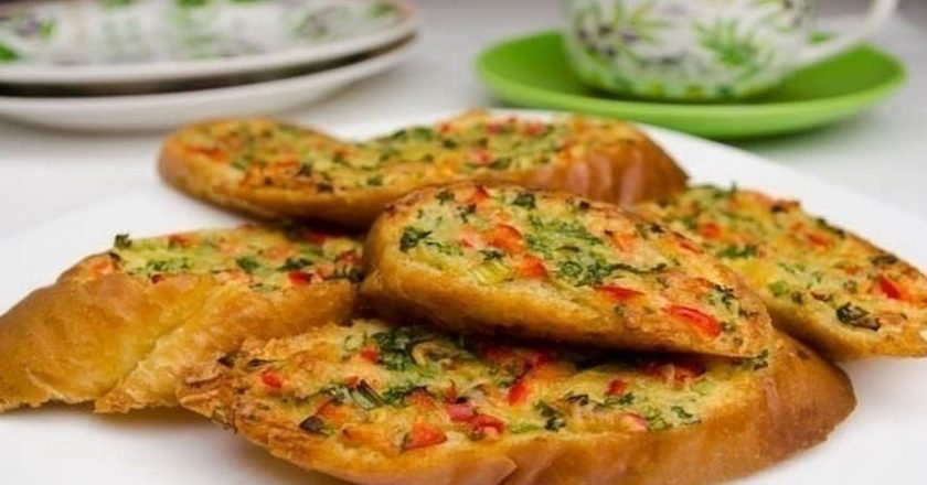 Гренки с луком