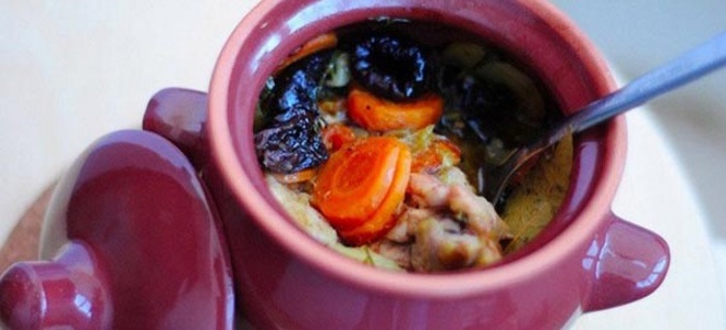 Мясо с черносливом — оригинальные рецепты вкусного горячего блюда