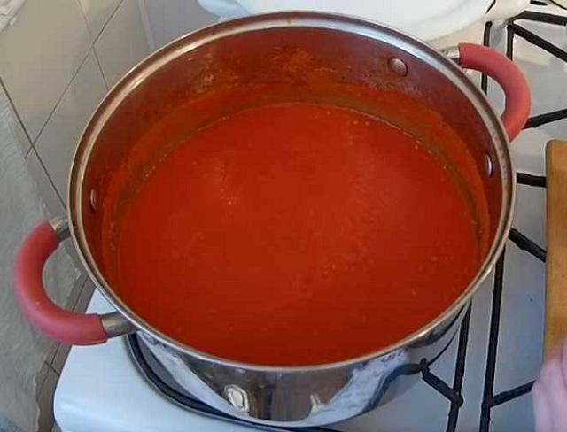 Очень вкусный кетчуп в домашних условиях на зиму