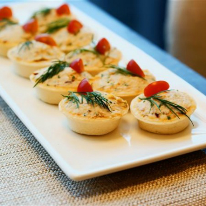 Что положить в тарталетки: 10 простых идей на любой вкус