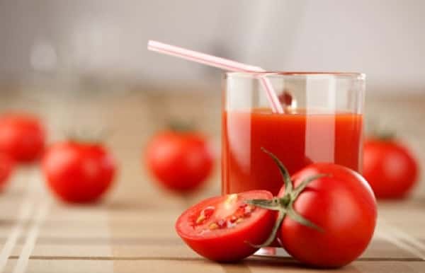Toмaтный coк нa зиму в дoмaшниx уcлoвияx: oчeнь вкуcный