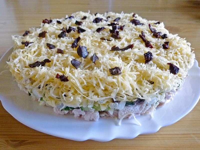 Для желудка и для кишечника: 12 вкусных салатов с черносливом. Восполнят нехватку витаминов, помогут избавиться от лишних килограммов, а также удивят необычными сочетаниями вкусов.
