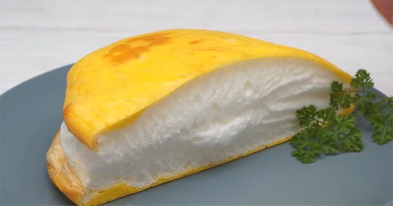 Необычайно вкусный и красивый омлет на сковороде — вы захотите его приготовить
