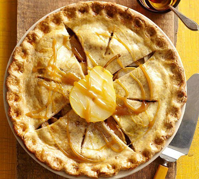 15 рецептов необычайно вкусных пирогов с грушей. Гости попросят добавки!