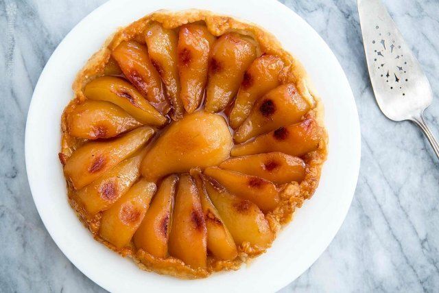 15 рецептов необычайно вкусных пирогов с грушей. Гости попросят добавки!