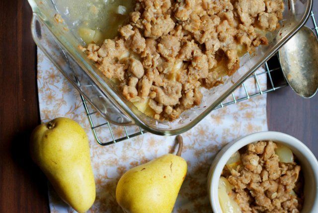 15 рецептов необычайно вкусных пирогов с грушей. Гости попросят добавки!