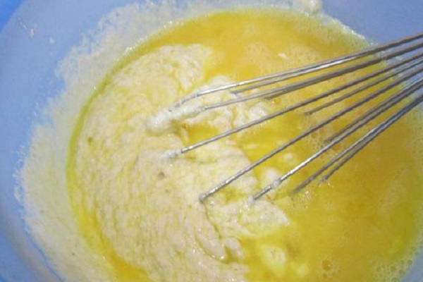 Блинный торт с клубникой