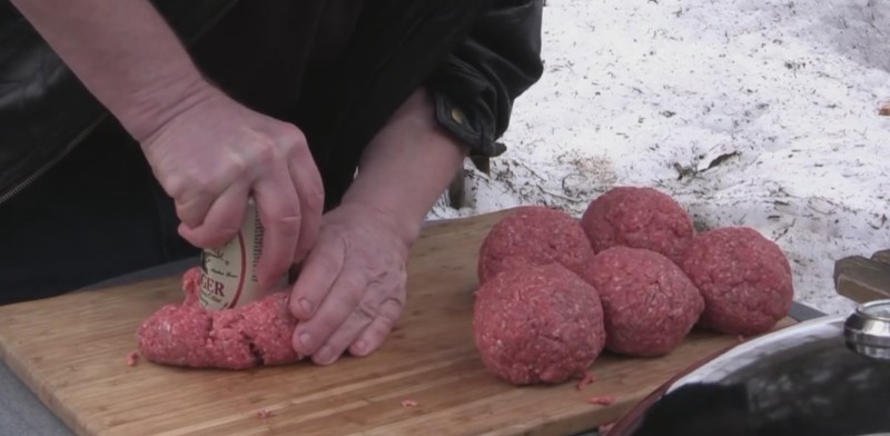 Абсолютно новый рецепт аппетитных мясных рулетов. Отличная идея для гриля!