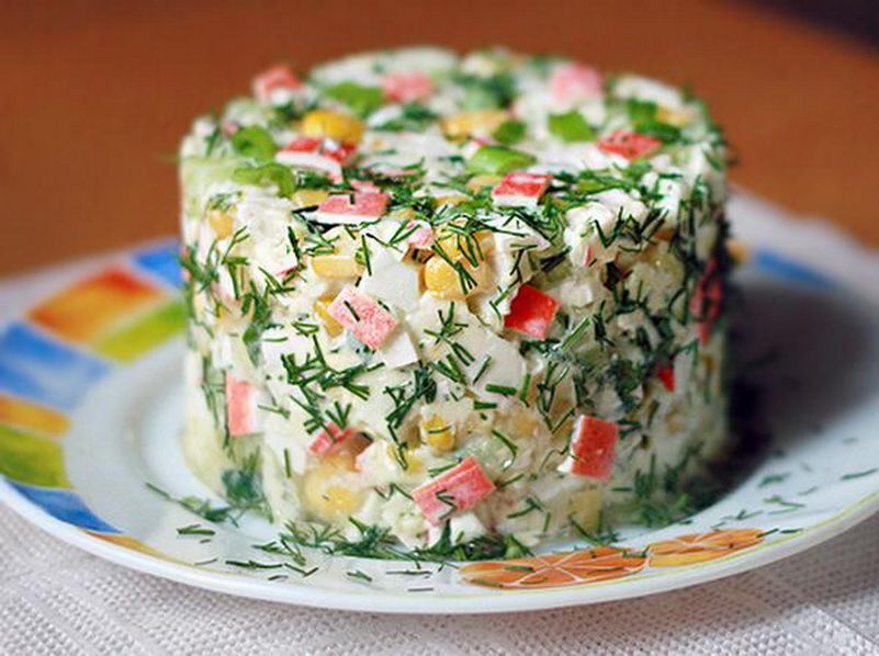 Салат с крабовыми палочками и кукурузой. Классические рецепты очень вкусного салата с крабовыми палочками