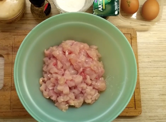 Куриные котлеты в духовке и на пару: ТОП 5 пошаговых рецепта