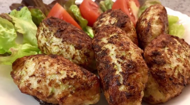 Куриные котлеты в духовке и на пару: ТОП 5 пошаговых рецепта