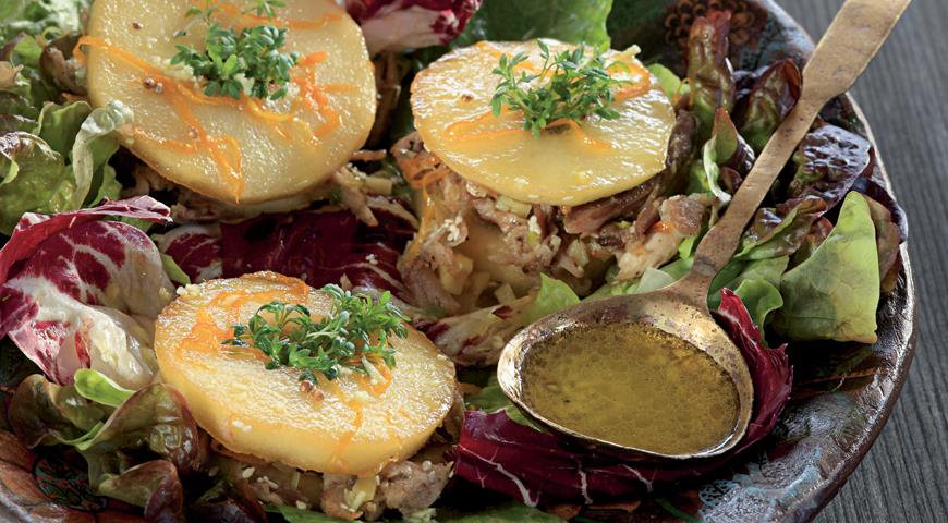 Как приготовить гениальные салаты с курицей и яблоками. И гости сыты, и яблоки не пропали
