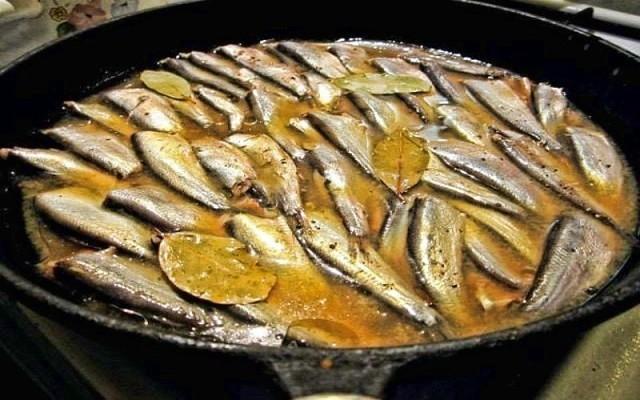 ПОРАЗИТЕЛЬНО ВКУСНЫЕ ДОМАШНИЕ ШПРОТЫ. РЕЗУЛЬТАТ ПРЕВЗОЙДЕТ ВСЕ ОЖИДАНИЯ.