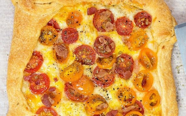 Что приготовить из слоёного теста: 20 быстрых и вкусных блюд Что приготовить из слоёного теста: 20 быстрых и вкусных блюд
