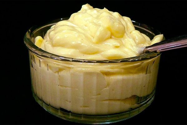 Густой и ароматный майонез всего за пол минуты (3 рецепта)