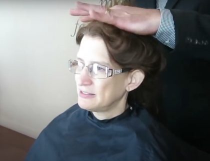 Как должна выглядеть стильная женщина в 50+. Новая прическа от гуру-стилиста