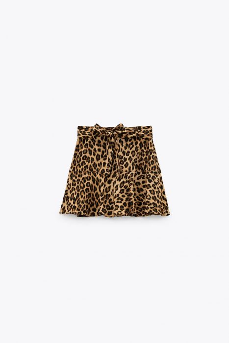 Как одеваться дома, чтобы выглядеть со вкусом: 5 вещей из Zara